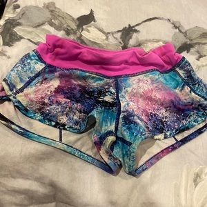 Used pink mix tie die, size 10 kids 2.5 in.